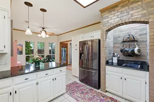 812 Sylvan Creek Dr, Lewisville, TX 75067 - Photo 10