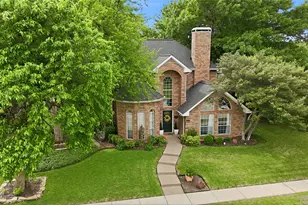 812 Sylvan Creek Dr, Lewisville, TX 75067 - Photo 4