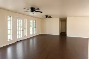 214 Co Rd 4870, Newark, TX 76071 - Photo 2