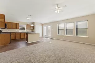 946 Hannah Way, Dallas, TX 75253 - Photo 4