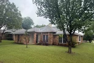 1038 Fairview Ct, Mesquite, TX 75181 - Photo 2