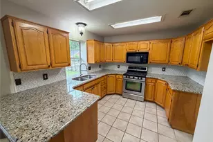 2204 N Village Dr, Bonham, TX 75418 - Photo 10