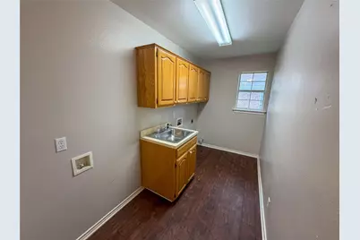 2204 N Village Drive, Bonham, TX 75418 - Photo 28