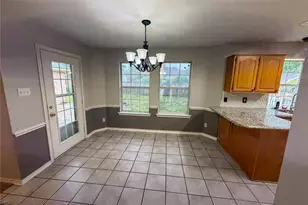 2204 N Village Dr, Bonham, TX 75418 - Photo 14