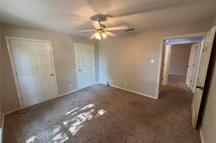 2204 N Village Dr, Bonham, TX 75418 - Photo 28