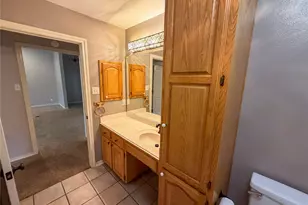 2204 N Village Dr, Bonham, TX 75418 - Photo 26