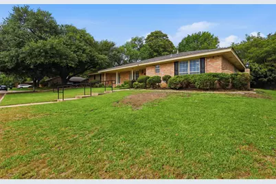 5208 Westhaven Drive, Fort Worth, TX 76132 - Photo 2