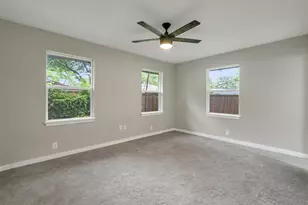 4815 Kelman St, Dallas, TX 75214 - Photo 22