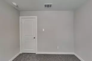 1029 Fallgate Dr, Saginaw, TX 76179 - Photo 10