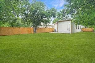 1220 E Pulaski St, Fort Worth, TX 76104 - Photo 24