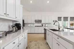 2443 Bussey Dr, Irving, TX 75062 - Photo 12