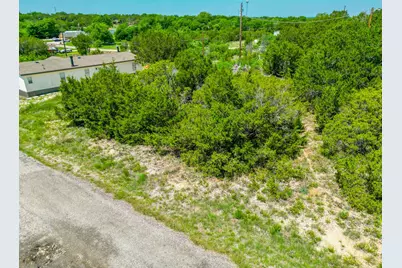 3422 Cedar Drive, Granbury, TX 76048 - Photo 4