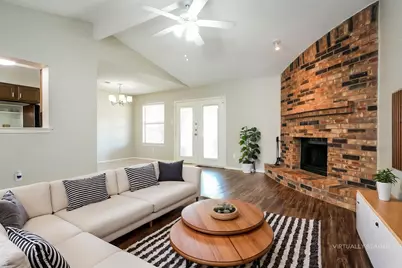 6117 Autumn Springs Drive, Arlington, TX 76001 - Photo 4