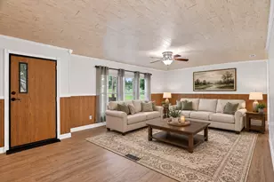 7757 Berry Rd, Burleson, TX 76028 - Photo 10