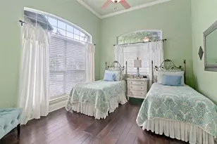 238 E Saint Andrews Dr, Mabank, TX 75147 - Photo 8