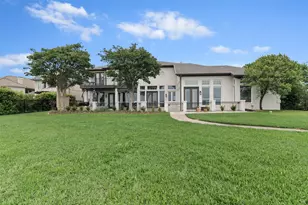238 E Saint Andrews Dr, Mabank, TX 75147 - Photo 2