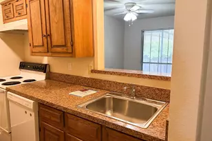 510 W Marvin Ave, Waxahachie, TX 75165 - Photo 6