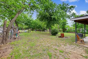 205 S Main St, Bonham, TX 75418 - Photo 20