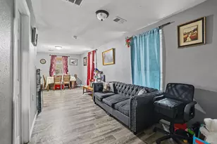 205 S Main St, Bonham, TX 75418 - Photo 14