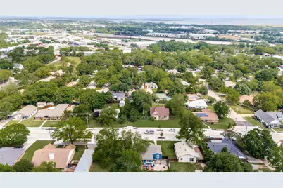 220 W College Street, Lewisville, TX 75057 - Photo 30