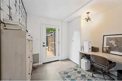 220 W College Street, Lewisville, TX 75057 - Photo 20