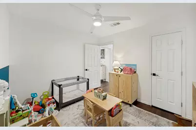 220 W College Street, Lewisville, TX 75057 - Photo 16