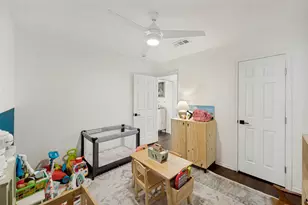 220 W College St, Lewisville, TX 75057 - Photo 16