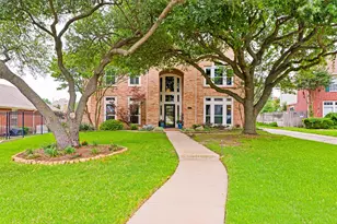 8104 Sun Meadows Ct, Fort Worth, TX 76123 - Photo 2