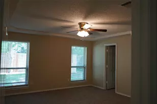 3221 Elkhart Ct, Arlington, TX 76016 - Photo 18