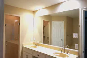 3221 Elkhart Ct, Arlington, TX 76016 - Photo 10