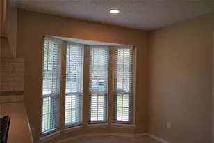 3221 Elkhart Ct, Arlington, TX 76016 - Photo 8