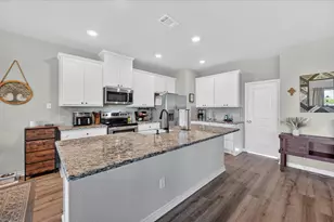 5130 Hillside Loop N, Justin, TX 76247 - Photo 12