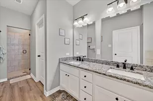 5130 Hillside Loop N, Justin, TX 76247 - Photo 32