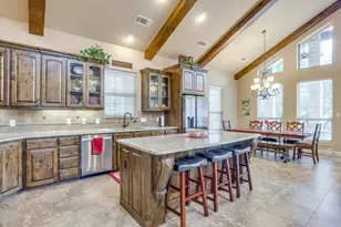 6417 Beacon Vista Cir, Granbury, TX 76049 - Photo 12