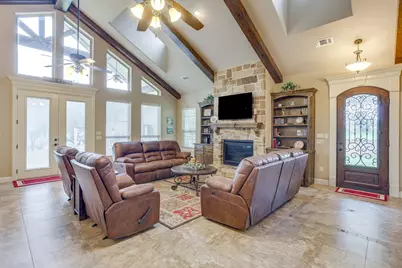 6417 Beacon Vista Circle, Granbury, TX 76049 - Photo 10