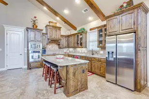 6417 Beacon Vista Cir, Granbury, TX 76049 - Photo 10