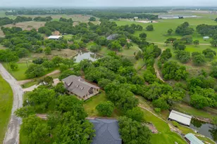 6417 Beacon Vista Cir, Granbury, TX 76049 - Photo 8