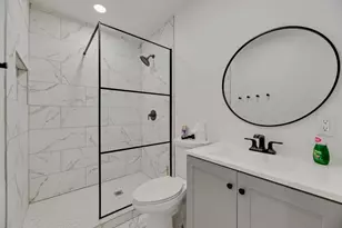 8736 Comer Dr, Dallas, TX 75217 - Photo 18