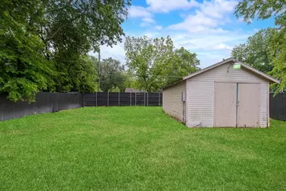 8736 Comer Drive, Dallas, TX 75217 - Photo 20