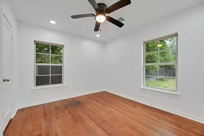 8736 Comer Drive, Dallas, TX 75217 - Photo 16