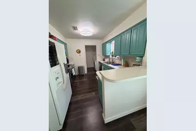 6320 Leasa Court, Sachse, TX 75048 - Photo 6
