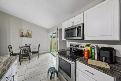 4451 Chapman Street, The Colony, TX 75056 - Photo 4