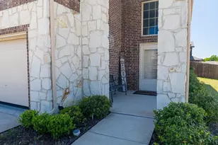 2070 Puma St, Crandall, TX 75114 - Photo 4