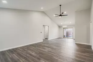 3809 Misty Meadow Dr, Fort Worth, TX 76133 - Photo 4