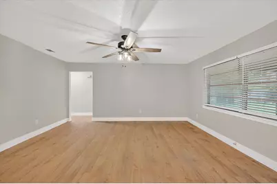 129 N Dobson Street, Burleson, TX 76028 - Photo 14