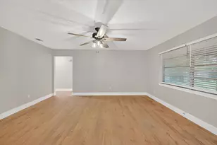 129 N Dobson St, Burleson, TX 76028 - Photo 14