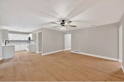 129 N Dobson Street, Burleson, TX 76028 - Photo 12