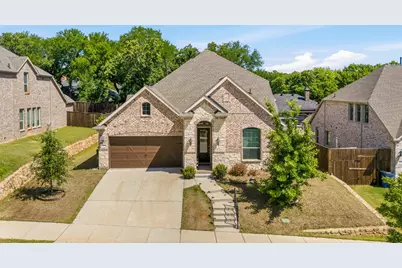 2204 Christopher Lane, Euless, TX 76040 - Photo 4
