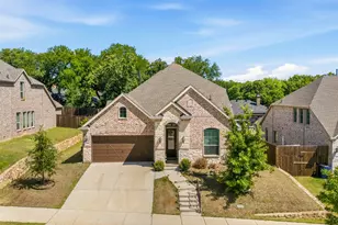2204 Christopher Ln, Euless, TX 76040 - Photo 4