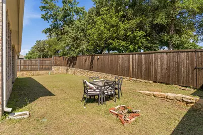 2204 Christopher Lane, Euless, TX 76040 - Photo 32